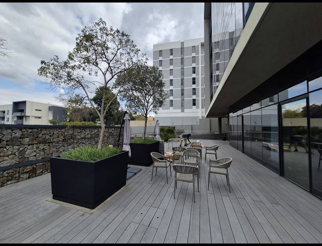 160M² OFFICE TO LET IN SANDTON CENTRAL